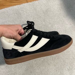 Vince Oasis sneakers size 8.5 black